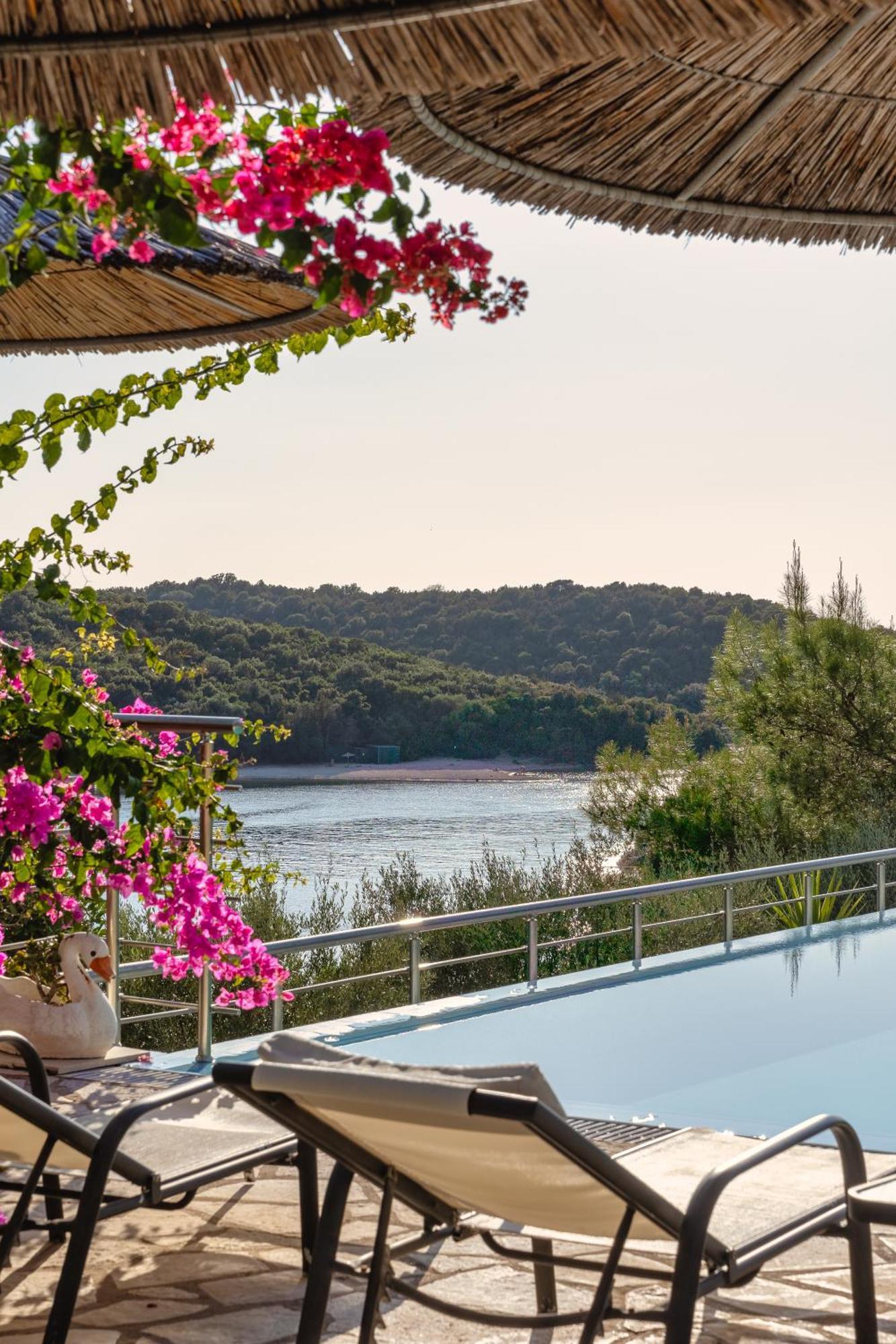 Costa Smeralda Syvota Exterior photo